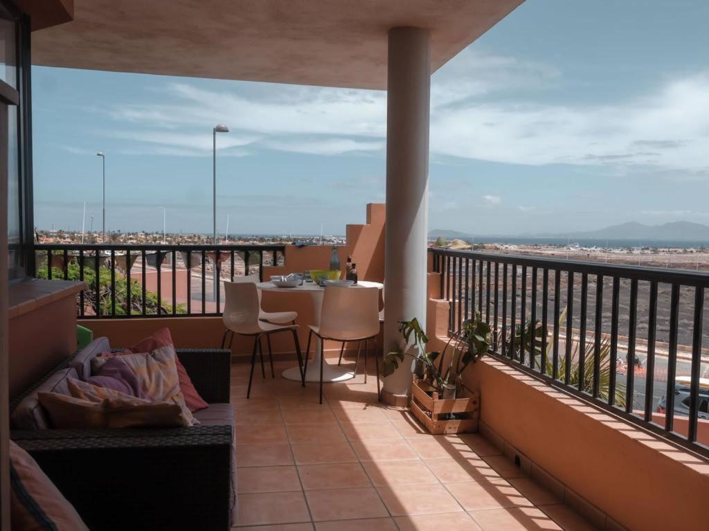 Topkapi Corralejo Bagian luar foto